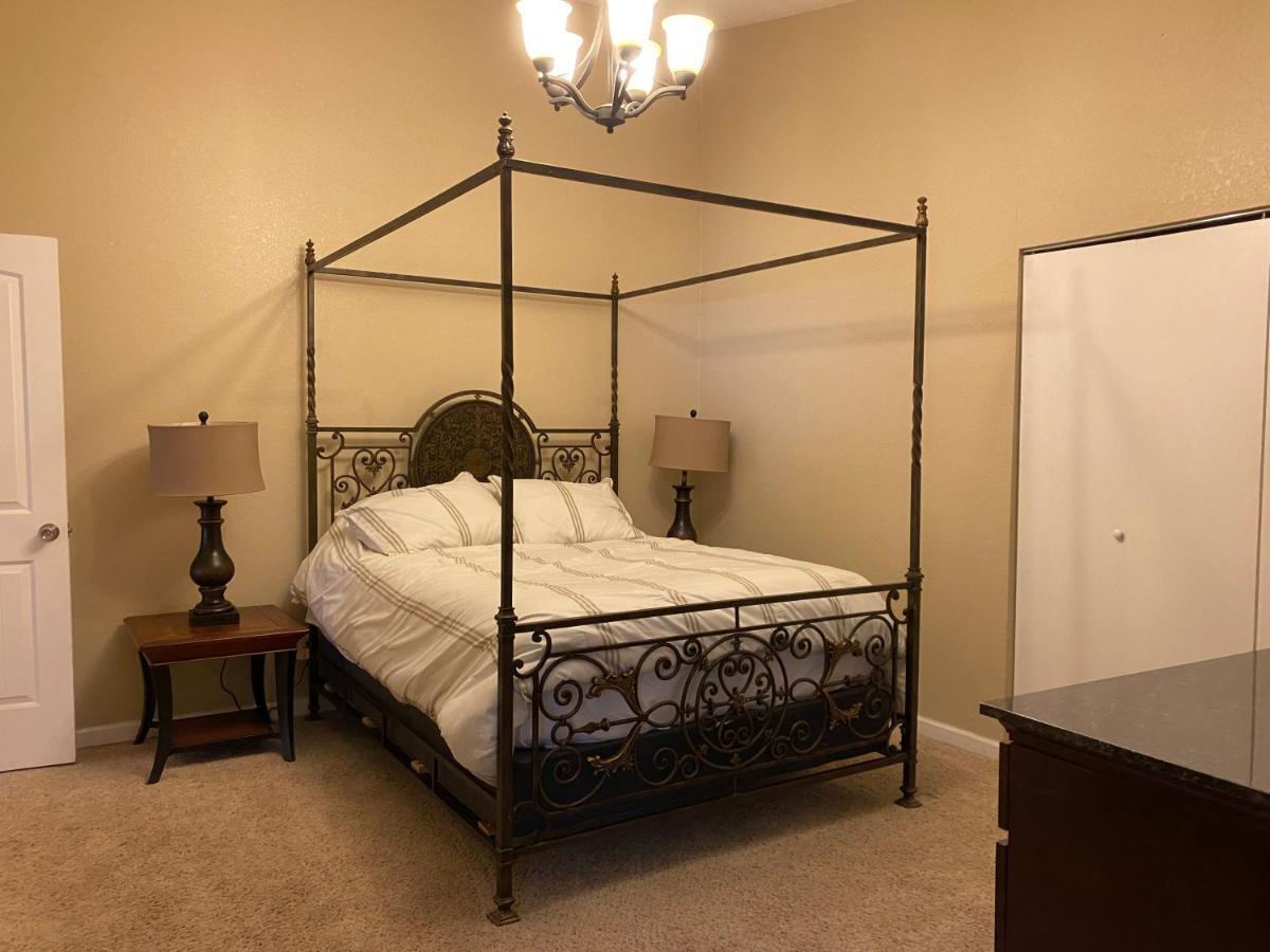 Westside Large Home Colorado Springs Ngoại thất bức ảnh