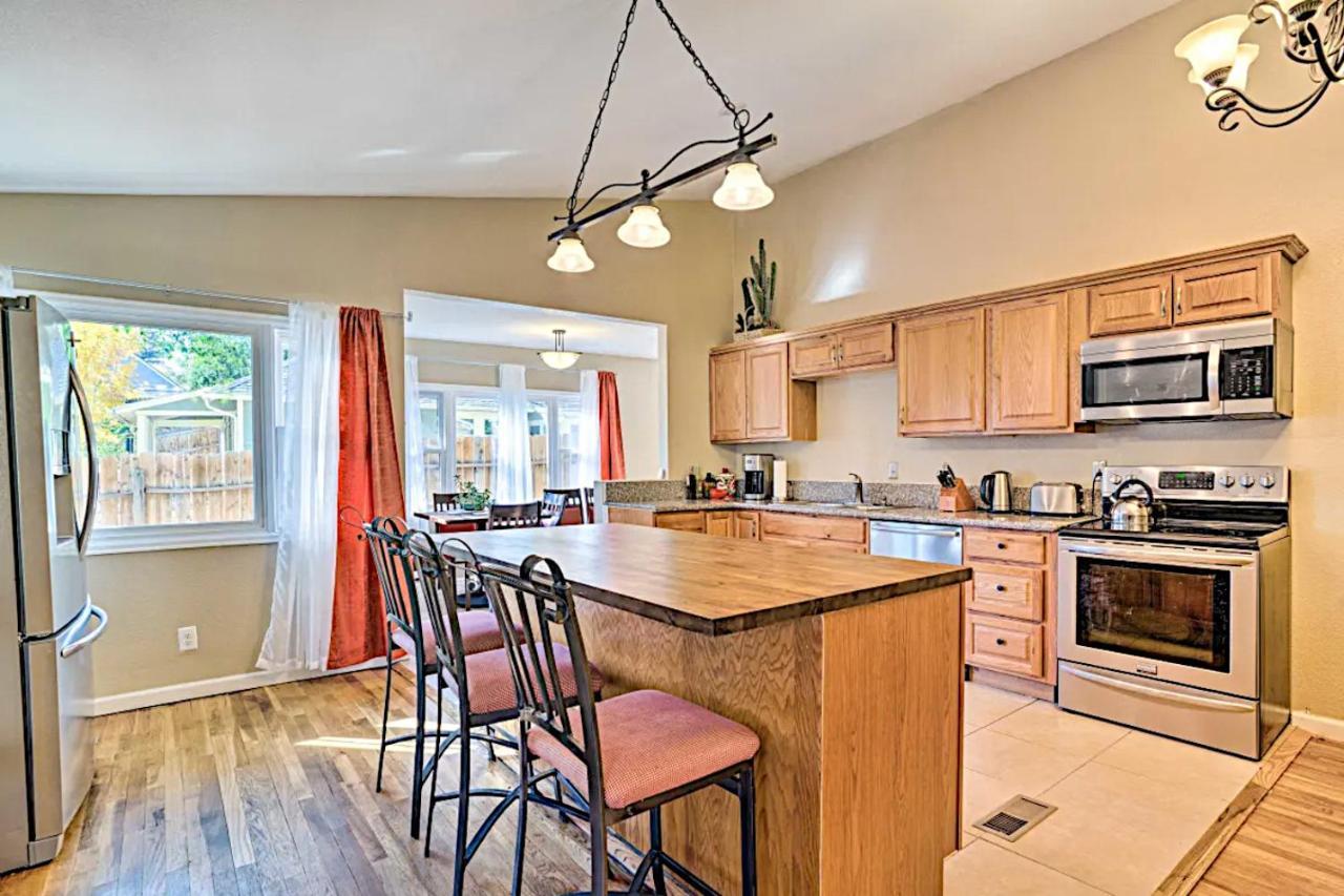 Westside Large Home Colorado Springs Ngoại thất bức ảnh